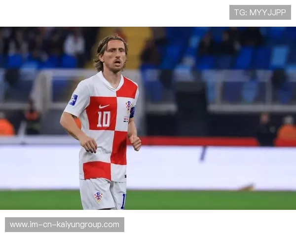 克罗地亚队在巴黎奥运会手球比赛中以33_30战胜德国队，克罗地亚男足进奥运会了吗